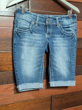 Reign Women's Distressed Blue Skinny Shorts